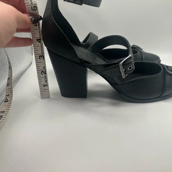 Enchantress Buckle Up Heel Size 10 - Picture 9 of 9